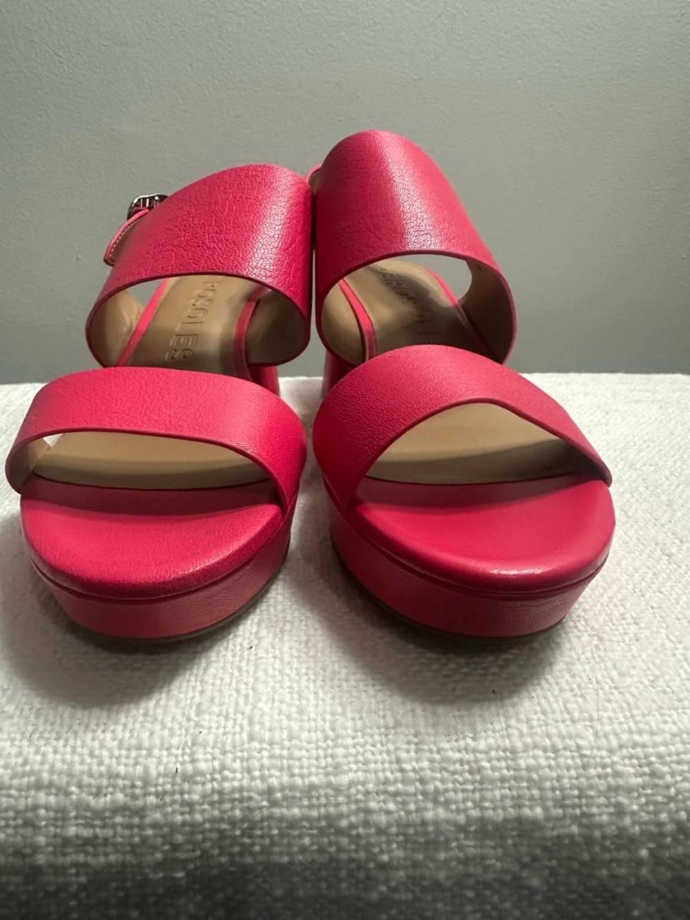 AEROSOLES Camera Pink Platform Block Heel Sandals